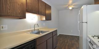 Warren Woods Apartments Gallery 6