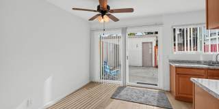 3 Bed / 1.5 Bath Townhome! Gallery 9