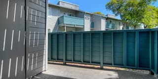 Creekside Gallery 12