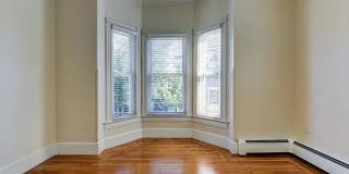 368 Thayer St Gallery 1
