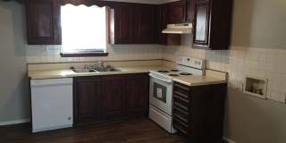 Adorable cottage is right in the heart of OKC! Gallery 11