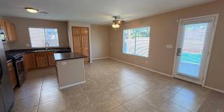 3 Bedroom House with Pool Gallery 6