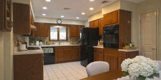 18 Strathmore Village Drive Gallery 9