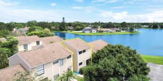402 Lakewood Court Gallery 2