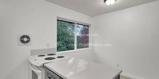 Updated Two Bedroom Unit - First Month Free! Gallery 8