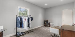 2904 STURDEVANDT PLACE Gallery 26
