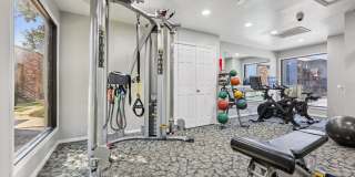 Creekside on the Green Gallery 21