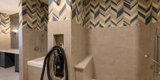 Hangar 44 Gallery 20