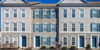 3 Bed Updated Condo Gallery 1