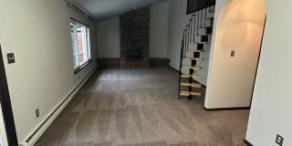 2 BEDROOM 2 BATHROOM TOWNHOUSE WITH LOFT Gallery 4