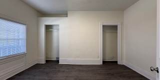 Updated 4BR / 2 Bath Home with off-street parking! Gallery 44