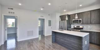1939 N DARIEN Street Gallery 1