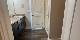 Beautiful 5 Bedroom, 3 Bath Executive Home in the Pointe! Gallery 28