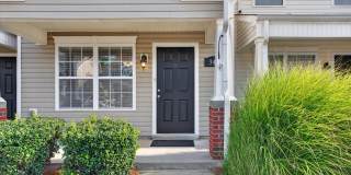 Pet Friendly Two Bedroom! Gallery 4