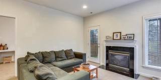 22092 AVONWORTH Square Gallery 21