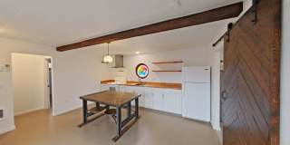 Lovely Remodeled 2 Bedroom Home in the heart of Prineville Gallery 1