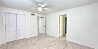 1/2 Block to the Beach & Main Beach Park! 1/2 Block to the Beach & Main Beach Park! Gallery 12