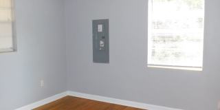 $500 OFF AUGUST 2026 RENT! Walk to Westside Park! Gallery 16