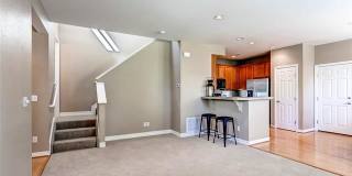 2 bedroom plus loft single family home in Central Park! Gallery 6