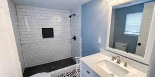 2311 Fairleigh Street Gallery 13