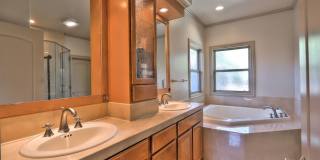 Saratoga 5 Bedrooms with Free Electricity from Solar System Gallery 14