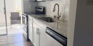 7500 NW 5th Pl Gallery 1