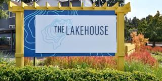 The Lakehouse Gallery 27
