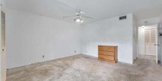 370 NW 76th Avenue Gallery 26