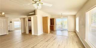 561 Janet Lane Gallery 9