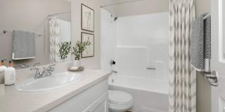 Green Valley Apartments Gallery 10