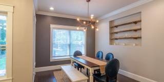 Great cottage house just off Ellington Pkwy-close to downtown! Gallery 12
