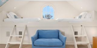 4 Hunter Avenue Gallery 32