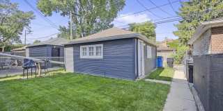 7324 S Maplewood Avenue Gallery 20