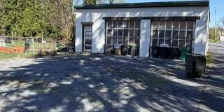 36 North Railroad Street - Garage Gallery 1