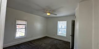 41 South Oakley Avenue Gallery 19