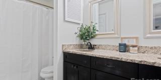 212 W 10th Street Gallery 10