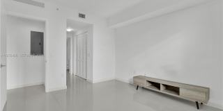 7751 NW 107th Ave Gallery 25