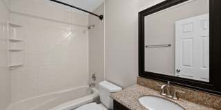 3 Bedroom Home in Streamwood! Gallery 10