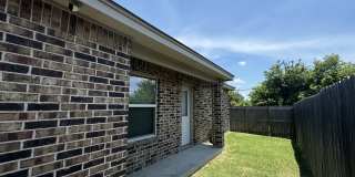 400 Lowes Boulevard - B Gallery 18