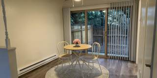 West Royal Apartments Gallery 20