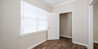 Houston Lake Gallery 18