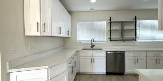 REMODELED GEM IN THE HEART OF SCOTTSDALE Gallery 17