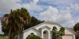 4BR/2BA HOME IN MELBOURNE Gallery 1
