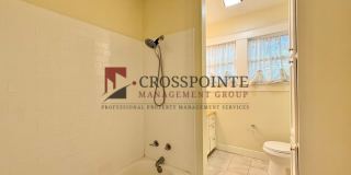 Tour Today! Charming 2 bedroom, 1 Bathroom! Gallery 15