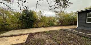 2239 Burnet St Gallery 30