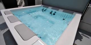 The Harrison Gallery 39