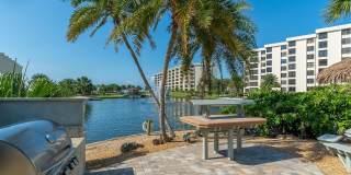 5760 MIDNIGHT PASS ROAD Gallery 38