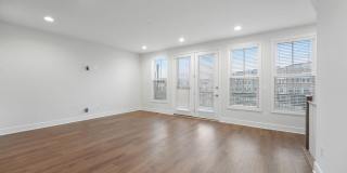 43421 FARRINGDON SQ Gallery 20