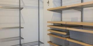 Modern Corner Unit 1BR Condo in Midtown with Skyline Views Gallery 9