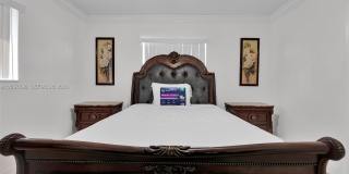 19102 NW 33rd Pl Gallery 19